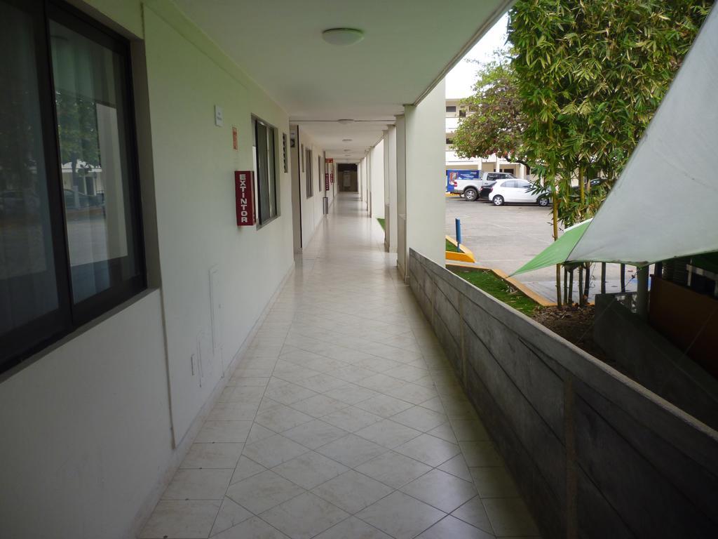 Quality Inn Tuxtla Gutiérrez Buitenkant foto