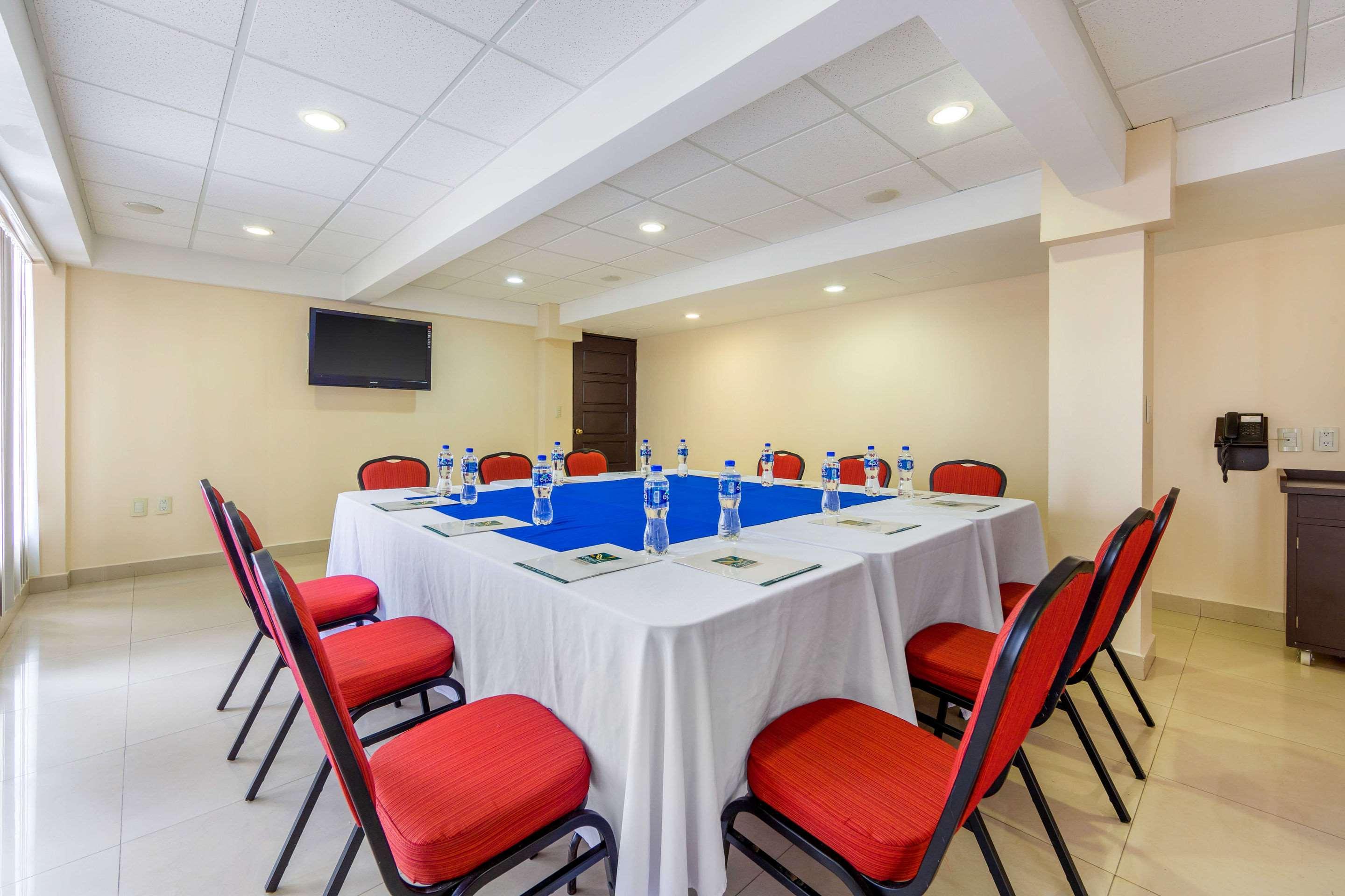 Quality Inn Tuxtla Gutiérrez Buitenkant foto
