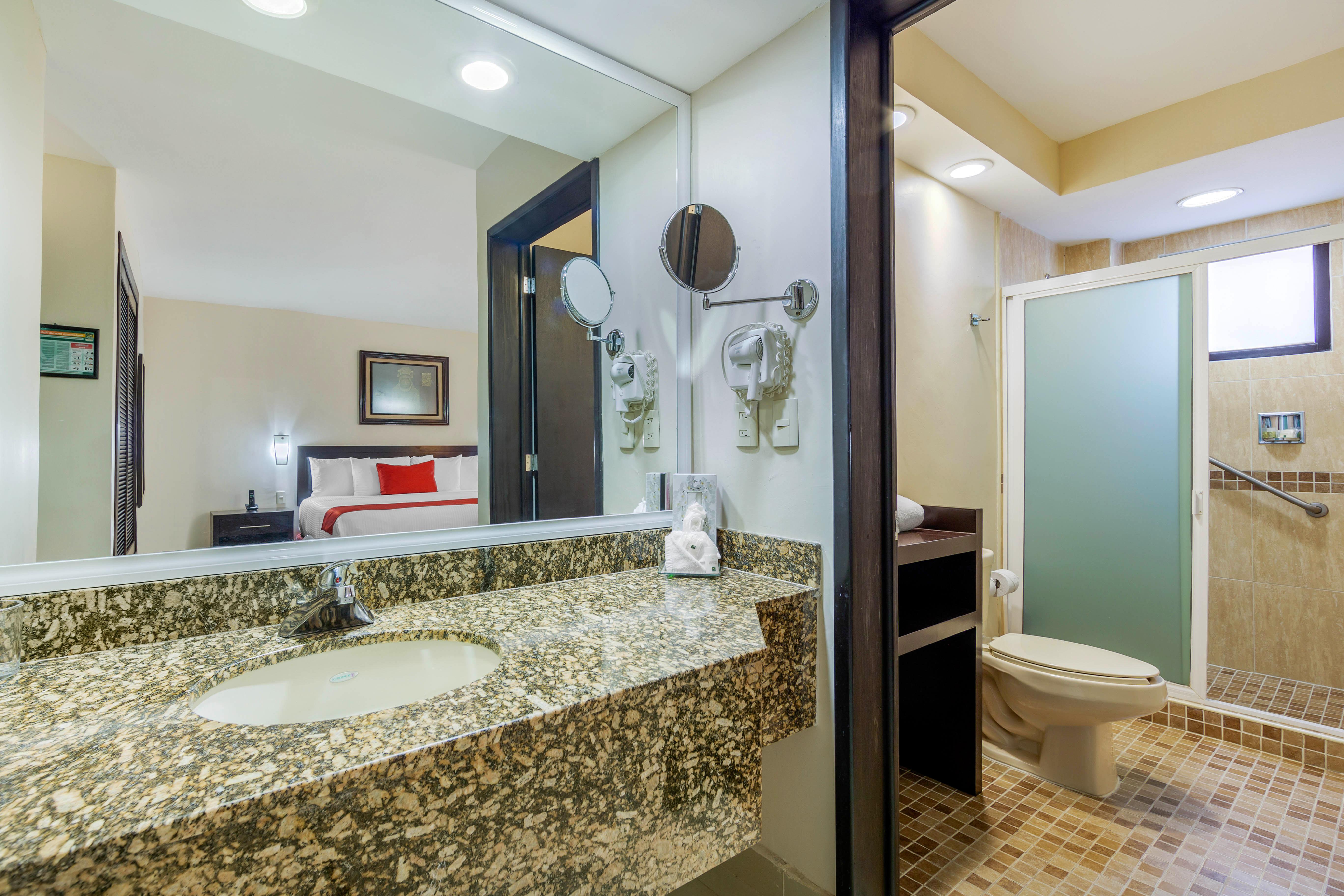 Quality Inn Tuxtla Gutiérrez Buitenkant foto