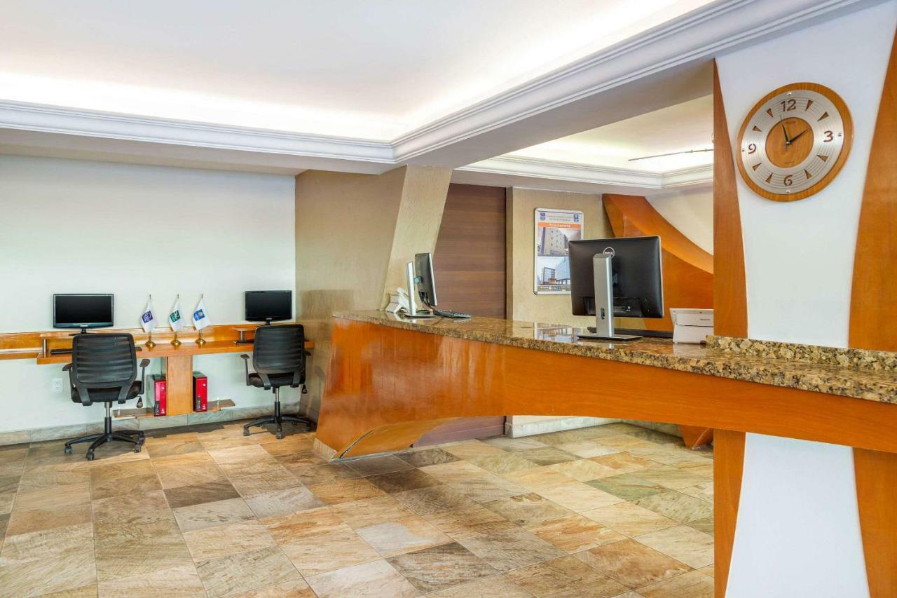 Quality Inn Tuxtla Gutiérrez Buitenkant foto